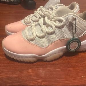 Jordan Kids Sneakers in Pink and White